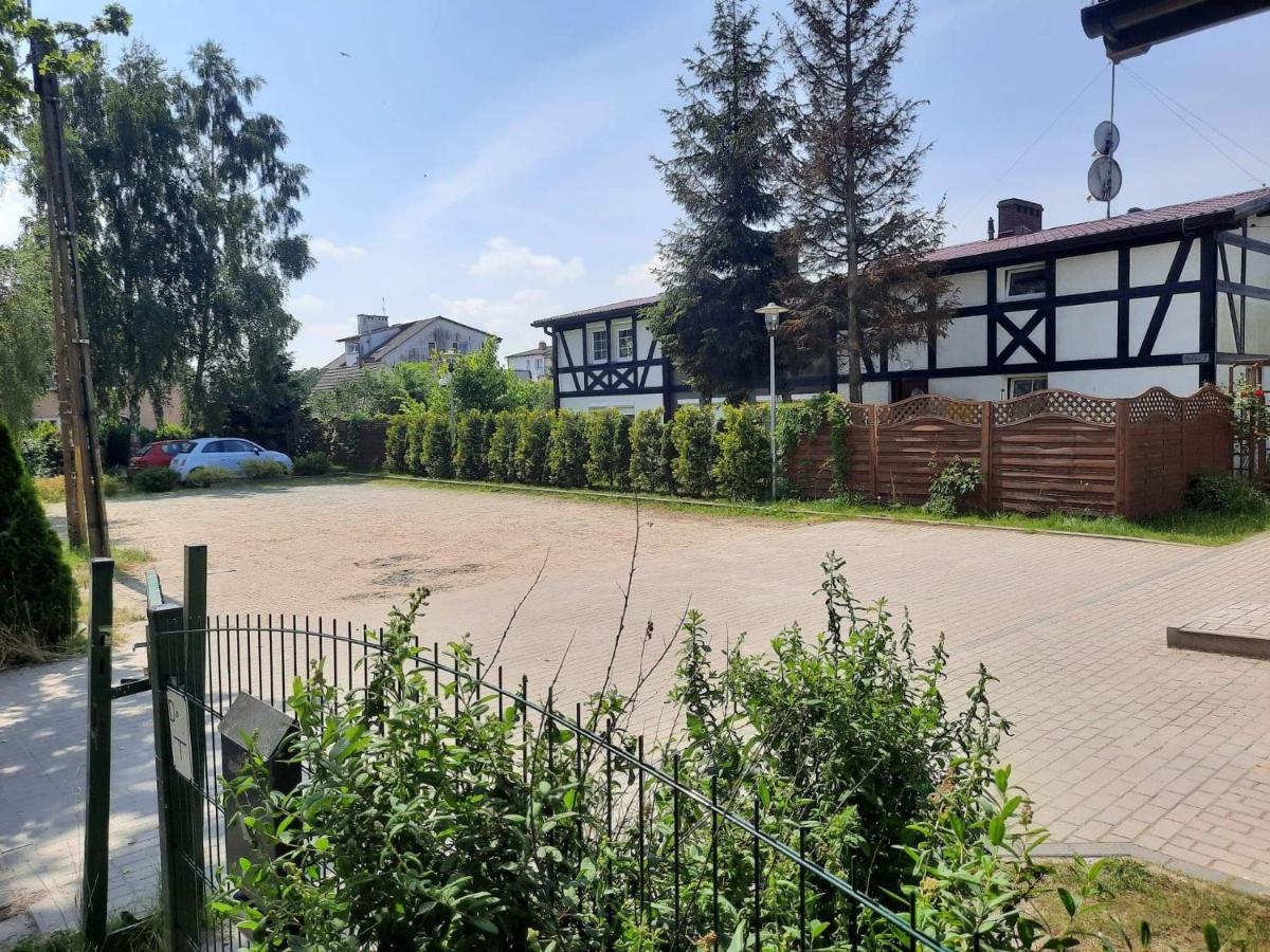 Nadmorskie Apartamenty 乌斯特卡 外观 照片